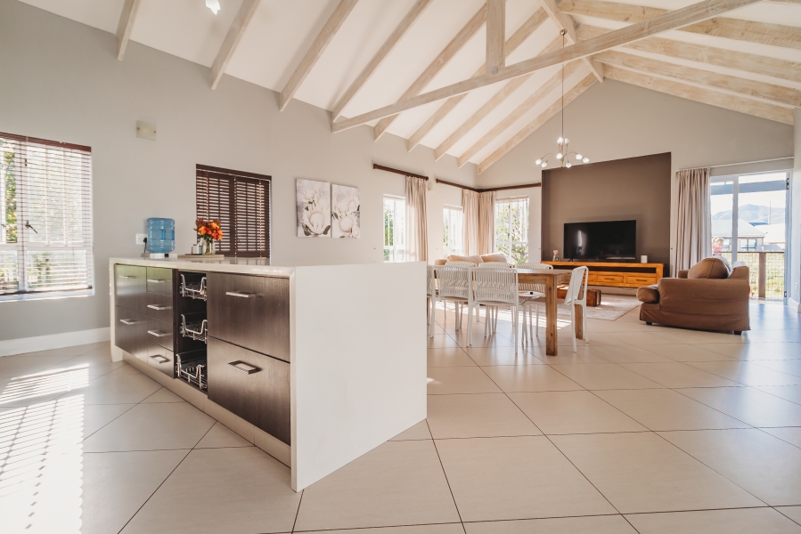 3 Bedroom Property for Sale in Kraaibosch Country Estate Western Cape